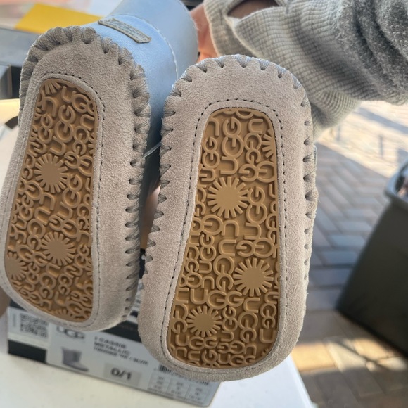 Silver Ugg Boots. Infant 0/1 - Picture 2 of 3